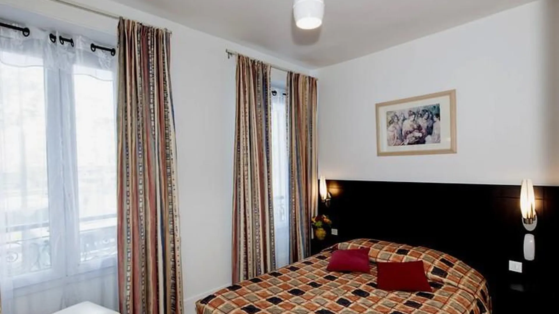 Amiot Hotel Paris