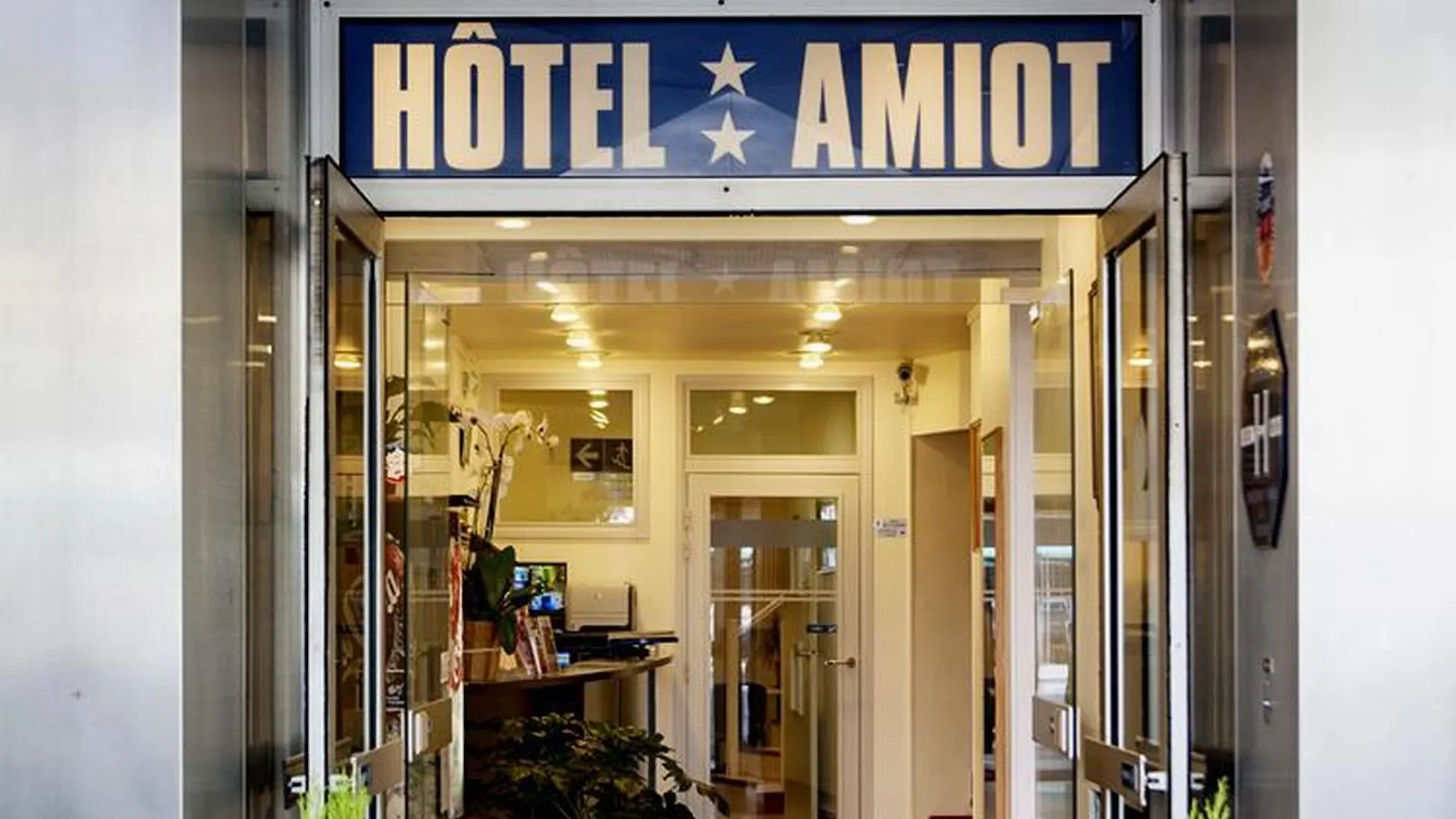 Amiot Hotel Paris 2*,
