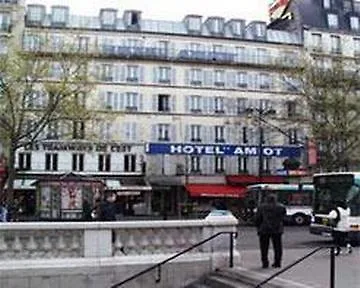 **  Amiot Hotel Paris France